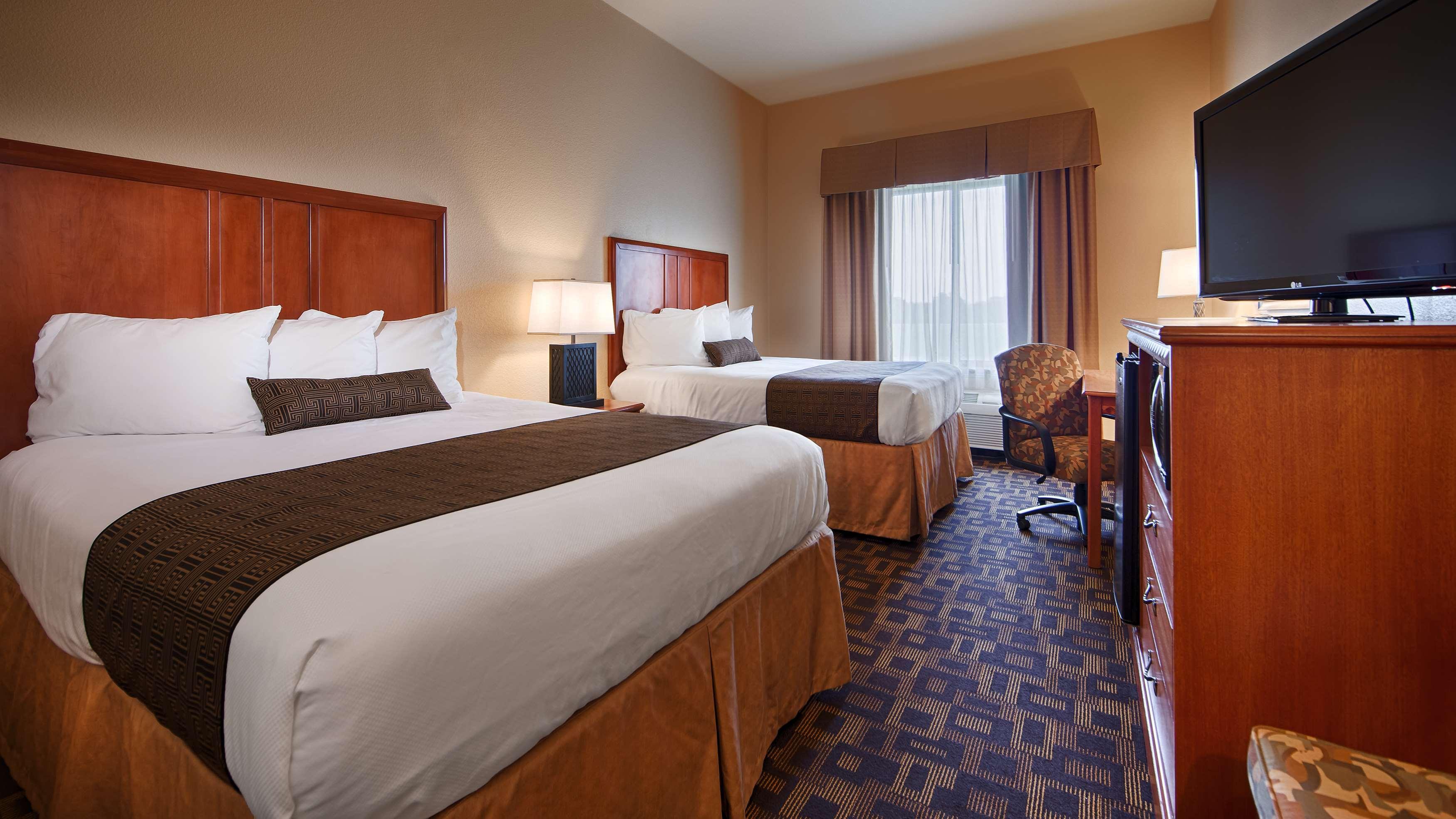 Best Western Plus Schulenburg Inn & Suites Екстериор снимка