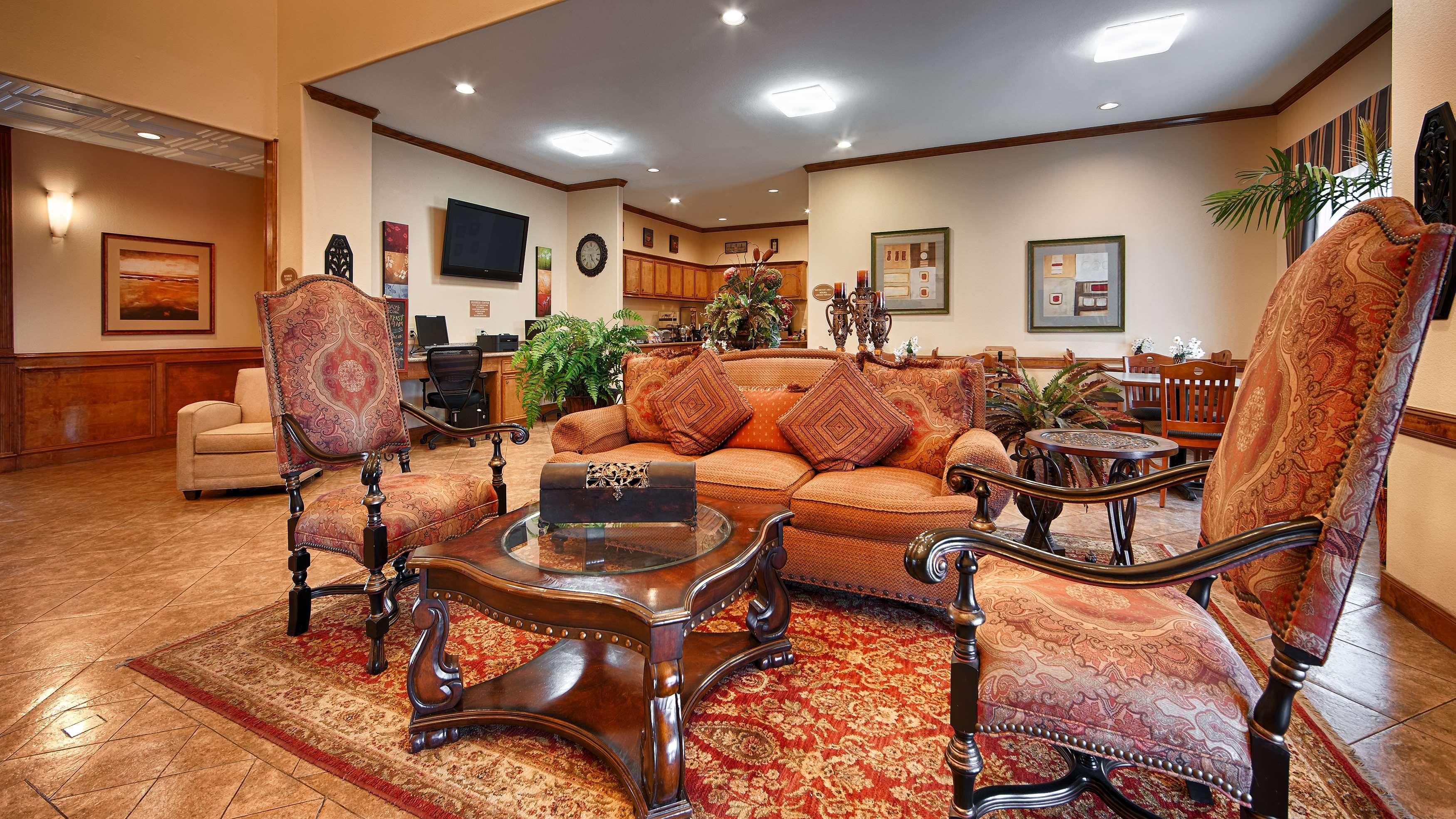 Best Western Plus Schulenburg Inn & Suites Екстериор снимка