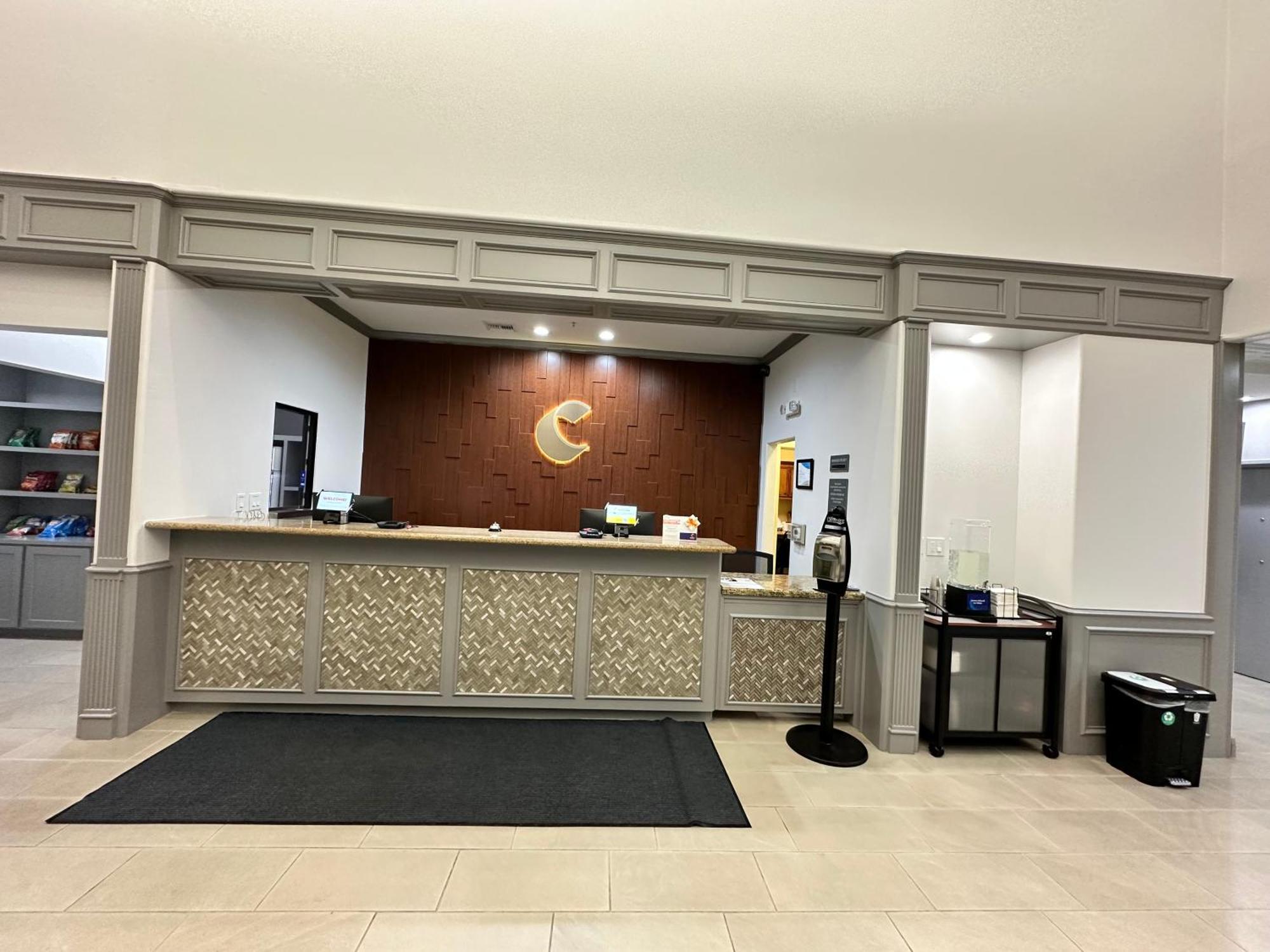 Best Western Plus Schulenburg Inn & Suites Екстериор снимка
