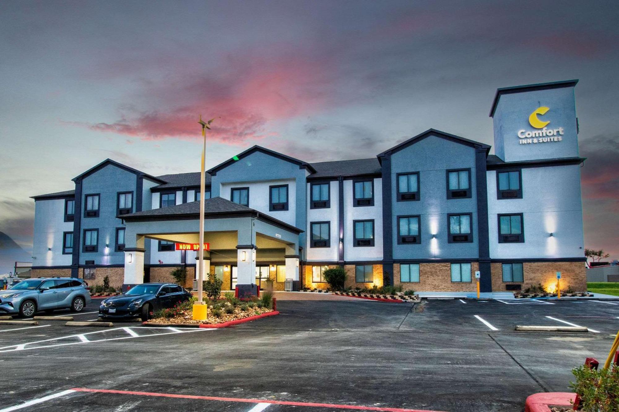 Best Western Plus Schulenburg Inn & Suites Екстериор снимка